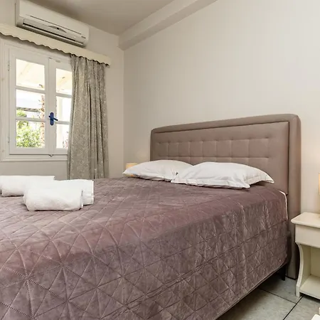 弗朗西斯卡酒店 2*