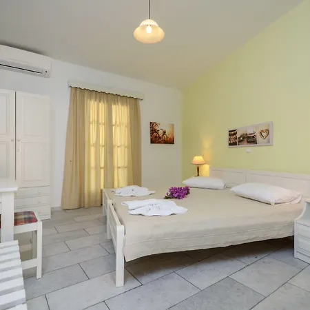 Lejlighedshotel Francesca Agios Prokopios (Naxos)