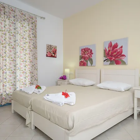 弗朗西斯卡酒店 2*