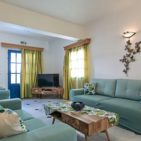 Francesca Agios Prokopios (Naxos)