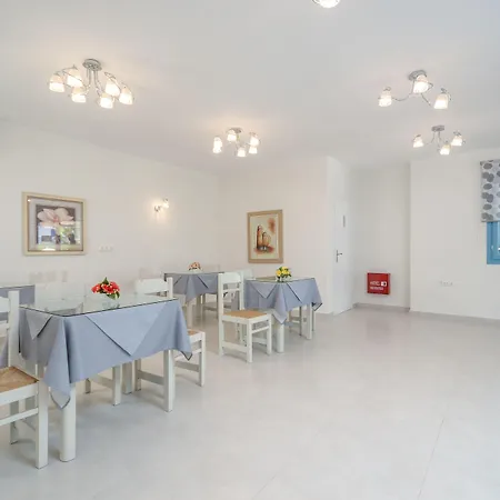 Francesca Lejlighedshotel 2*