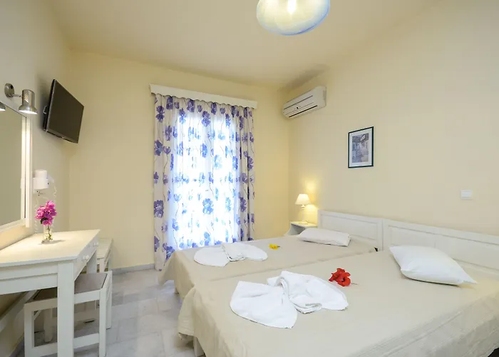 Hotel apartamentowy Francesca Agios Prokopios (Naxos)