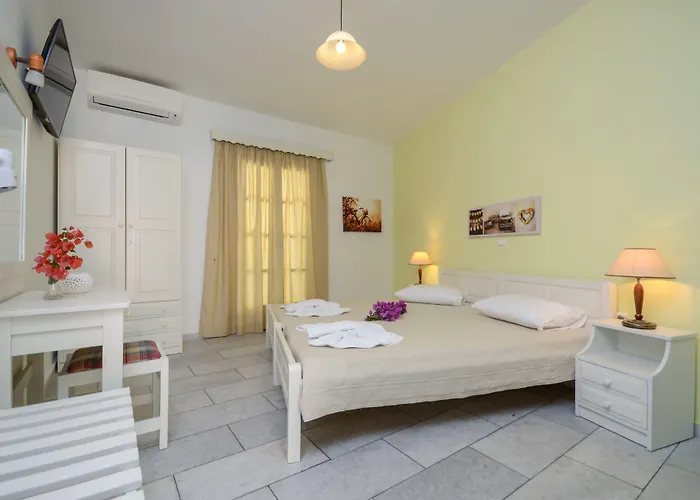 Hotel apartamentowy Francesca Agios Prokopios (Naxos)