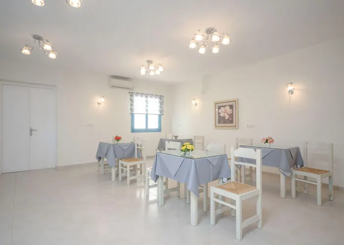 Francesca Agios Prokopios (Naxos)